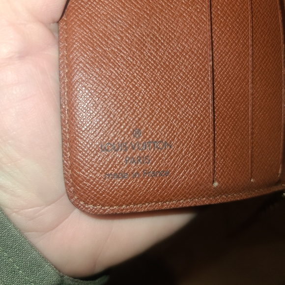 Louis-vuitton monogram wallet with chain - Picture 14 of 15